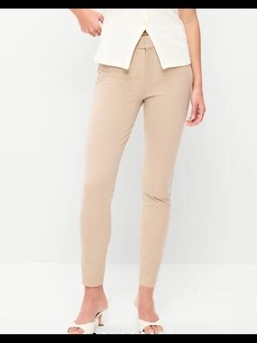 Old Navy Women's Slim Ankle Pants in Beige